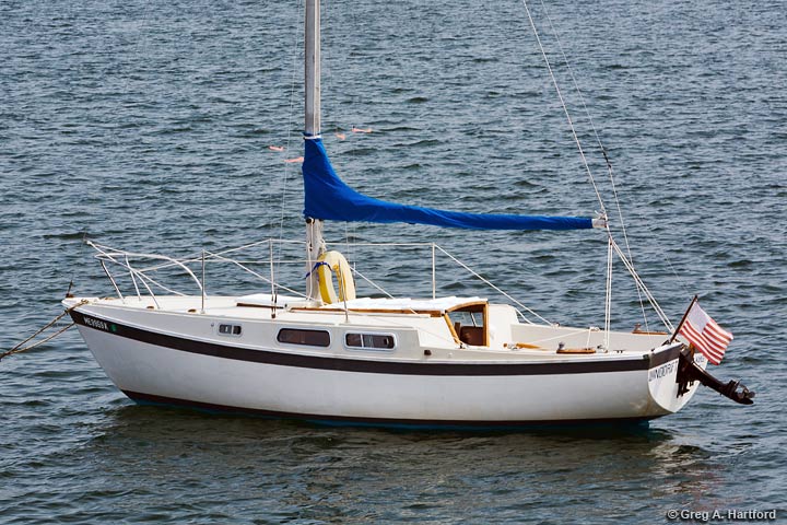 Cal 25 Winddrift Sailboat Rental in Acadia